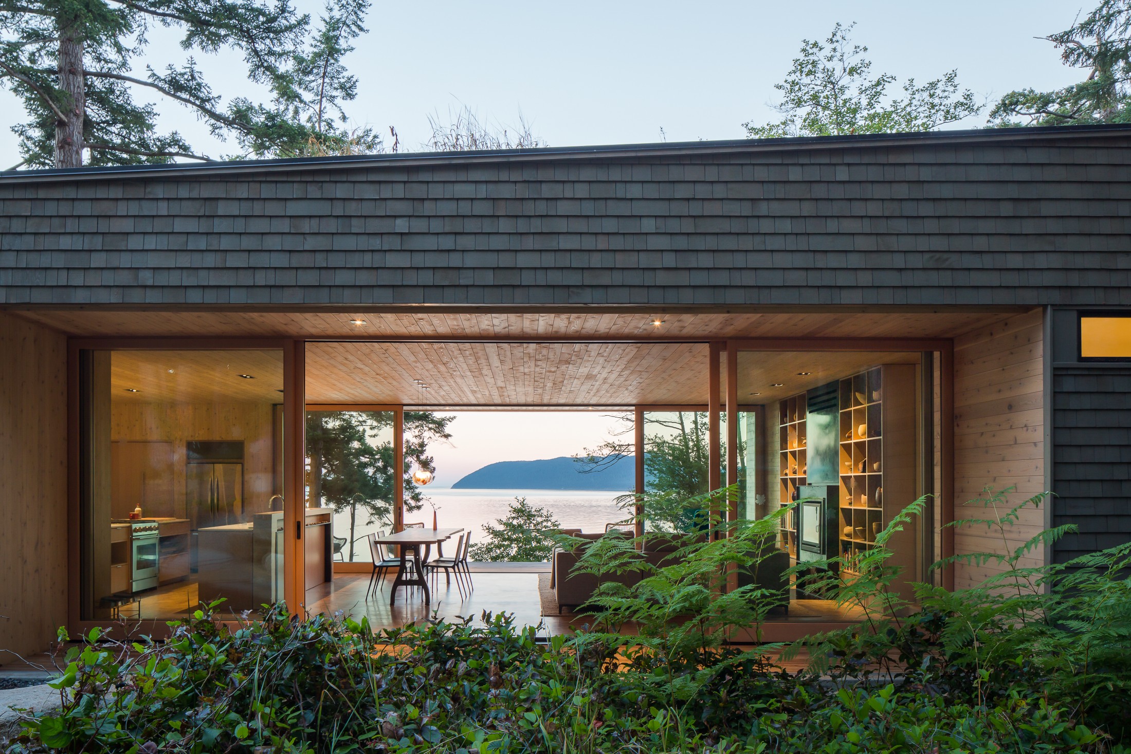 Lone Madrone exterior